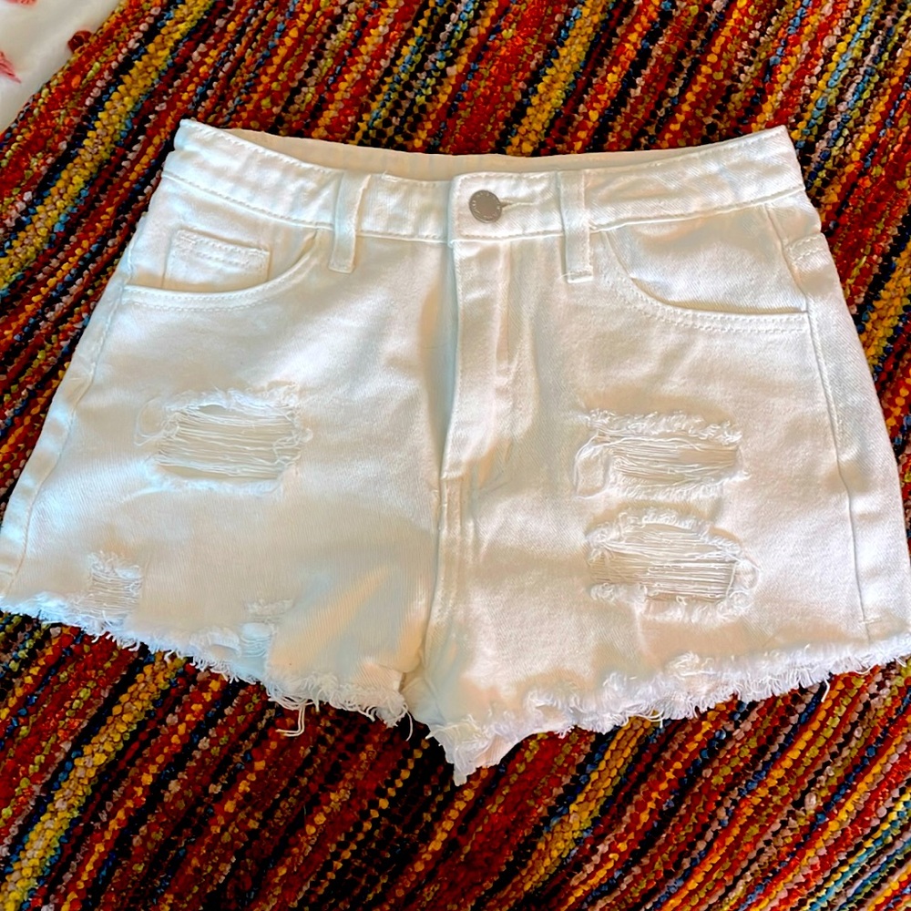 Girls shorts! size 10-11, bought them never wore them because hey didn’t fit!